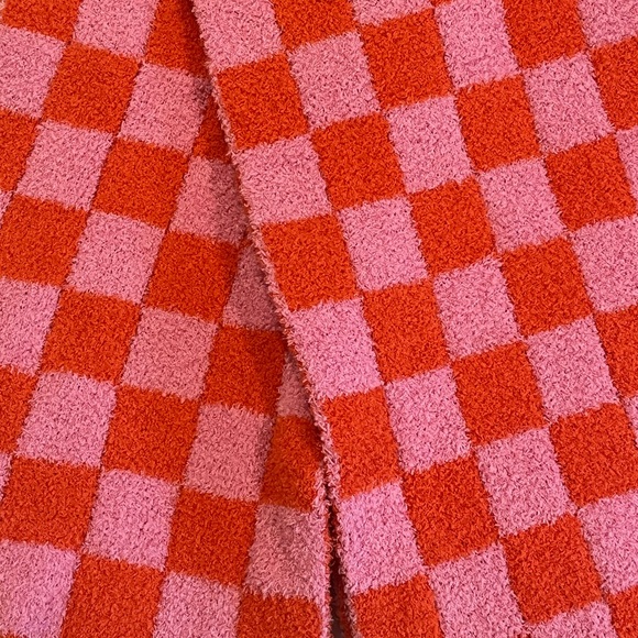 Orange and pink checkered scarf - Picture 1 of 3